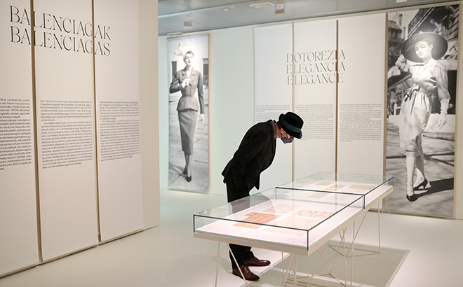 fondo Dormitorio pozo Excursión Museo Balenciaga en Getaria - Real Club Marítimo del Abra / Real  Sporting Club