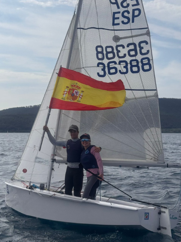 Sissel Acasuso ganadora, con el cntabro Jorge Campos, en el Mundial de la clase Vaurien - 