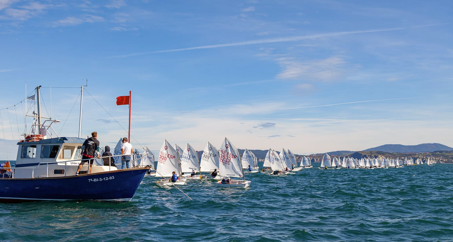 Cerca de 150 regatistas navegarn en el Abra en el XXXV Trofeo Escuela de Vela Jos Luis de Ugarte-Fashion Outlet - 
