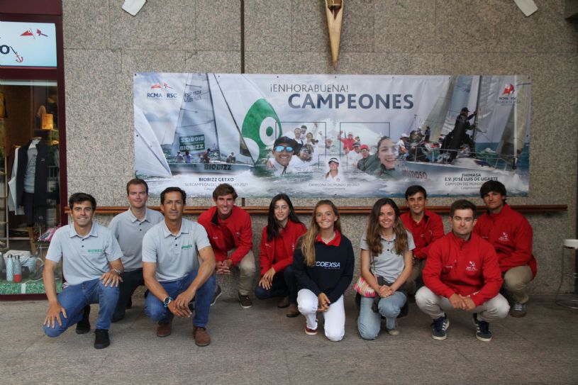 Homenaje Campeones y Subcampeones del Mundo de J80 2021 11