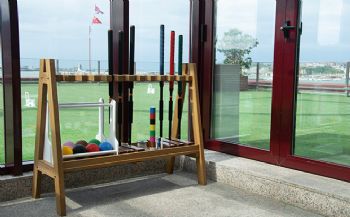 Ven a jugar al Croquet al Club - 