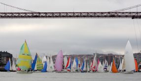 Panoramica Puente Colgante Regata Gallo 2014