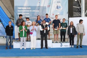 Sissel Acasuso, campeona de la Copa Espaa juvenil de Vaurien en Galicia - 