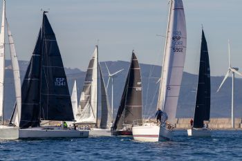 Segunda jornada del V Trofeo N�utica Digital en el Abra - 