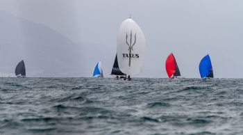 La VII Regata Aproches-Cant�brica comienza en aguas del Abra con destino a Gij�n - 