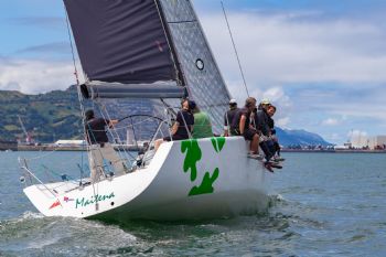 El Maitena es el primer l�der del IV Trofeo Social en el Abra - 